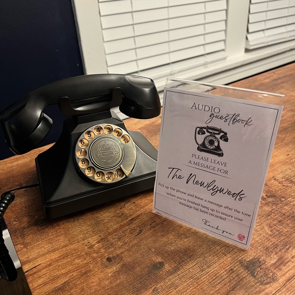 Audio guestbook